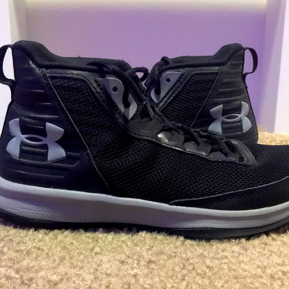 Black shoes